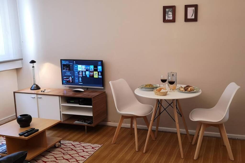 Apartamento 2 ambientes en Almagro en Av Corrientes para 2 personas Ciudad Autónoma de Ciudad Autónoma de Buenos Aires Exterior foto